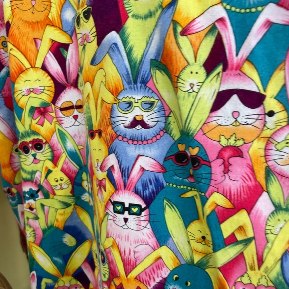 Bunny Rabbit Rabbits Easter scrub top Cotton Scrubs & Co. medical vet size large - Picture 2 of 5